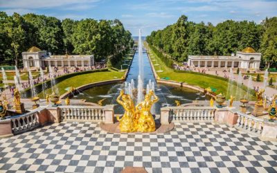 Da Parigi a Caserta passando da Windsor e arrivando a San Pietroburgo: uno stile tutto Francese