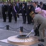 11 novembre a Parigi: Presidenti, Capi di Stato, Regine, …..anch’io ho ravvivato la fiamma!