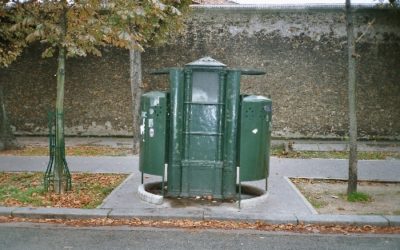 L’ULTIMO VESPASIANO DI PARIGI