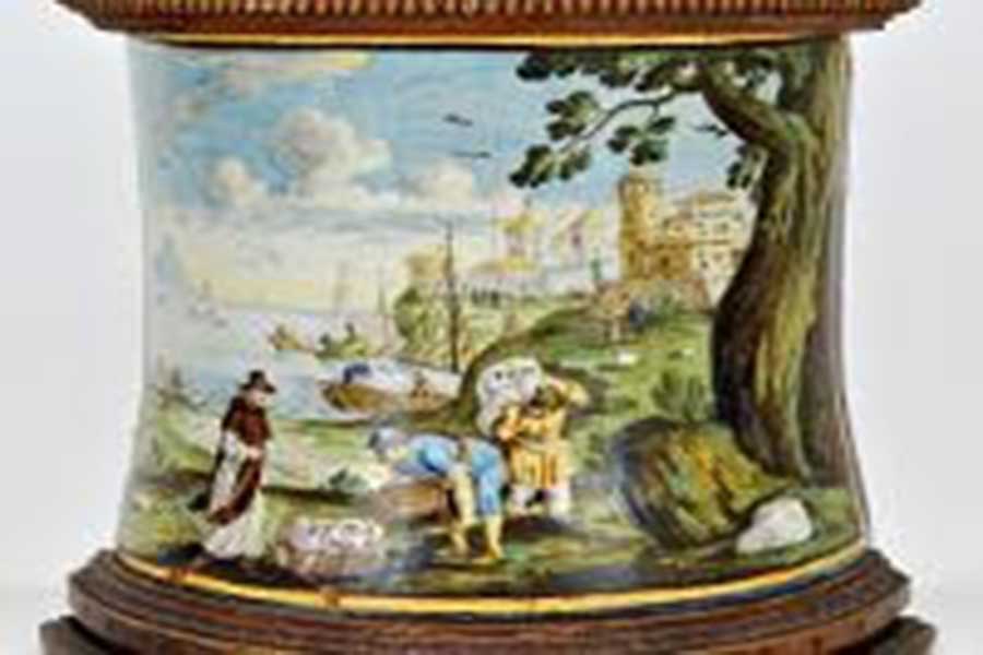 A Castelli, in giro per ceramiche