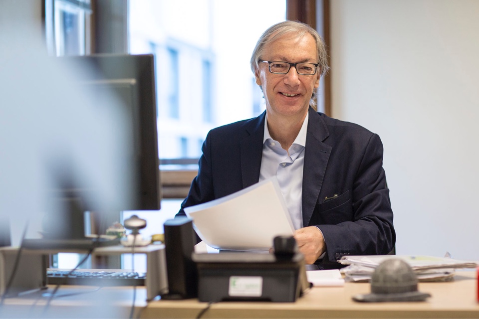 Anche la finanza ha un cuore. Quando il denaro crea futuro sostenibile