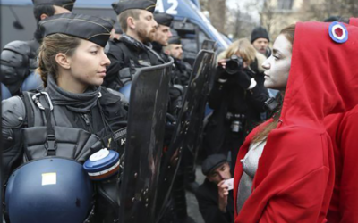 Marianna…ossia a seno nudo sugli Champs Elysée