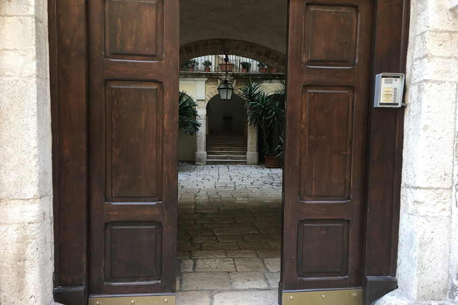 Se la verità è dietro ad una porta
