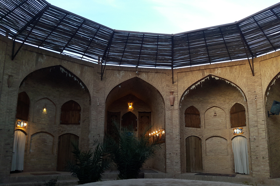 Caravanserraglio di forma rotonda!