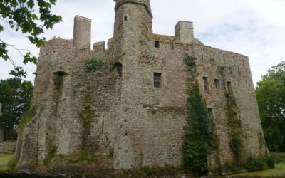 IL CASTELLO DI PIROU – Dalla Normandia al Sud Italia