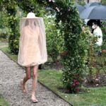 PARIGI: BOLLETTINO COVID – “Ci proteggiamo, ma andiamo avanti”