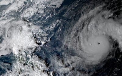 POWERFUL TYPHOON LASHES PHILIPPINES – Il tifone Goni nelle Filippine, il più potente dal 2013