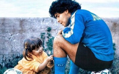 DIEGO – L’addio a Diego Armando Maradona. Il ricordo di Angela che l’ha conosciuto. Il grazie della sua Napoli
