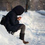 GRAN FREDDO E NEVE A  PARIGI – Fioccano le iniziative solidali per aiutare i senza tetto e le categorie più deboli