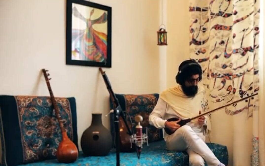 IN LOVE – La primavera sulle corde del Setar del compositore iraniano, Kiyarash Sanjarani