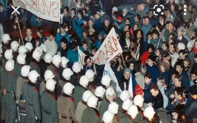 LA RIVOLUZIONE DI VELLUTO – Novembre 1989: un’ondata di proteste pacifiche rovescia il partito comunista cecoslovacco
