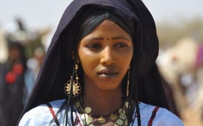 DONNE TUAREG E LE LORO TRADIZIONI – Le regine del Sahara