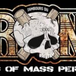 I TAMBURI DEL BRONX: 35 ANNI DI MUSICA – il rock ferroviario della periferia di Nevers e la danza tribale dei bidoni metallici